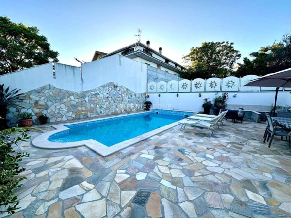 casa indipendente in vendita a Colonnella