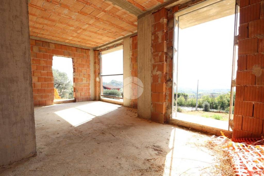 casa indipendente in vendita a Colonnella