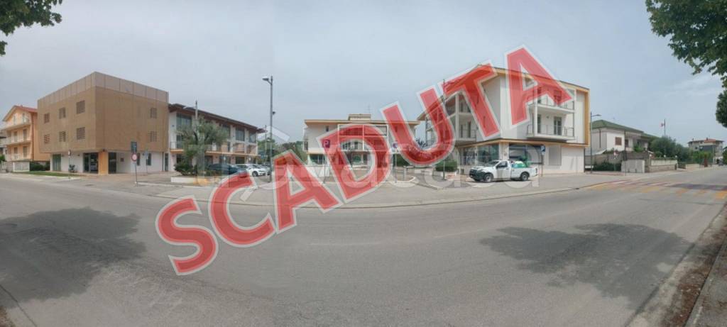 negozio in vendita a Colonnella in zona San Giovanni