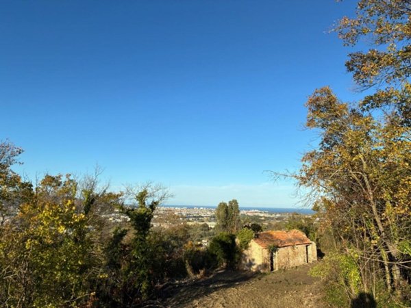 casa indipendente in vendita a Colonnella