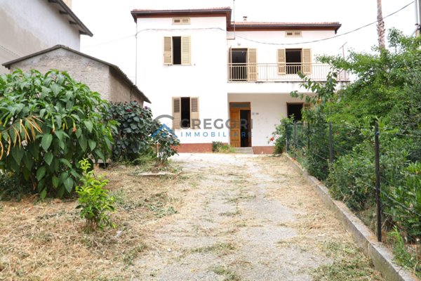 casa indipendente in vendita a Colonnella