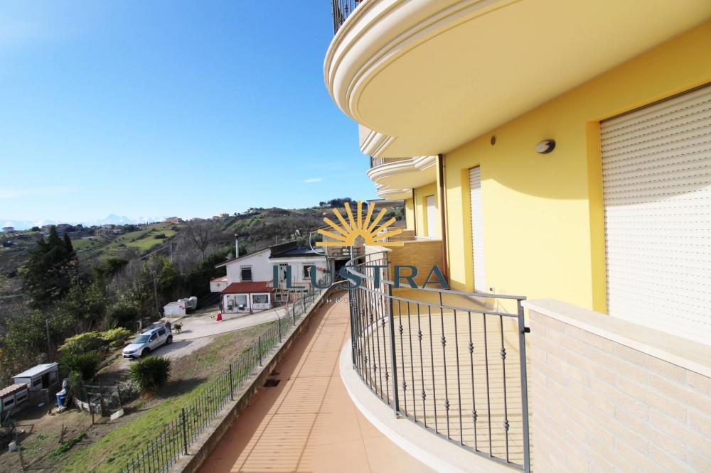 appartamento in vendita a Colonnella in zona San Martino