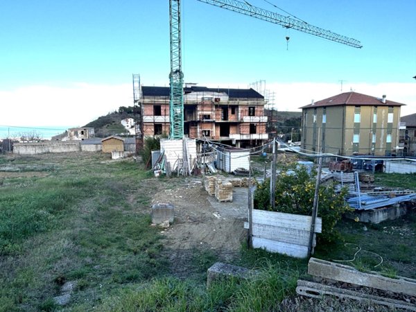 terreno edificabile in vendita a Colonnella