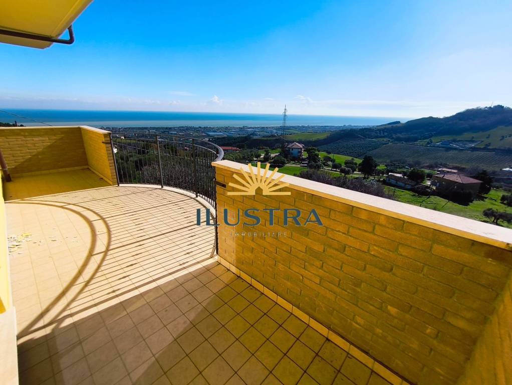 appartamento in vendita a Colonnella in zona San Martino