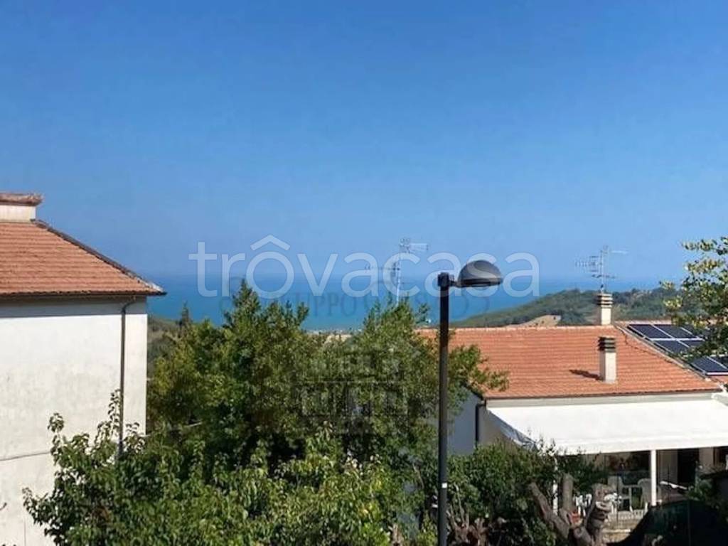 casa indipendente in vendita a Colonnella