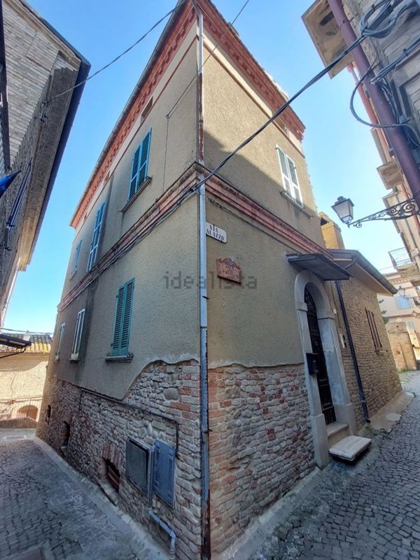 casa indipendente in vendita a Colonnella