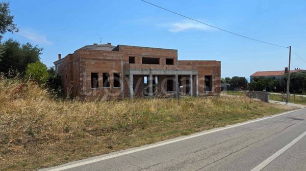 casa indipendente in vendita a Colonnella in zona Civita