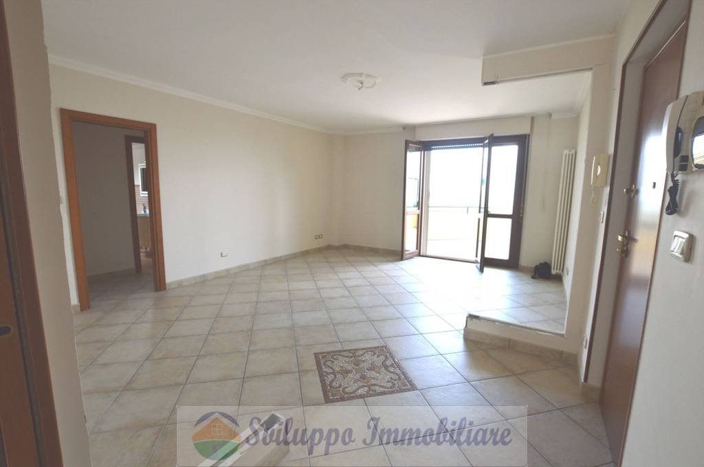 appartamento in vendita a Colonnella in zona San Giovanni