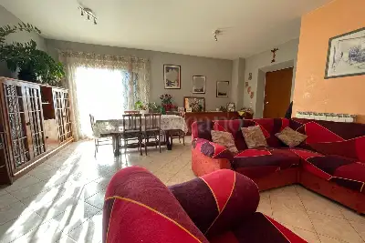 casa indipendente in vendita a Colonnella