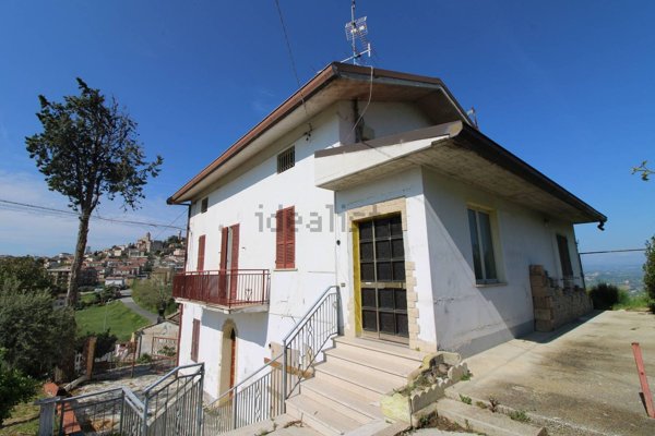casa indipendente in vendita a Colonnella