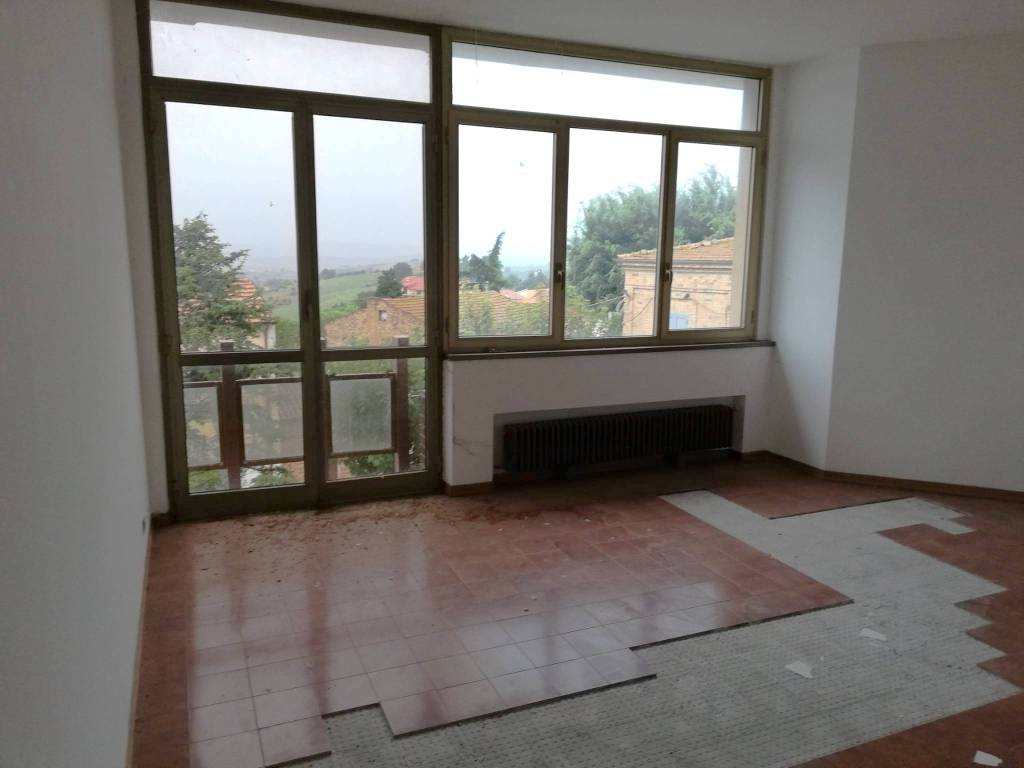 appartamento in vendita a Controguerra