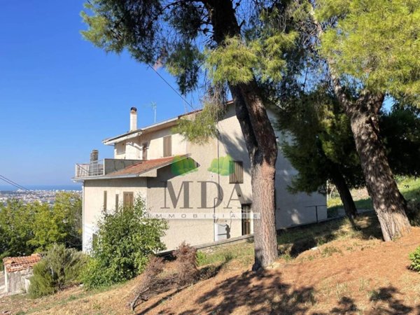 appartamento in vendita a Controguerra in zona San Giovanni