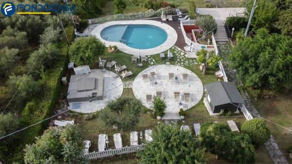 negozio in vendita a Controguerra