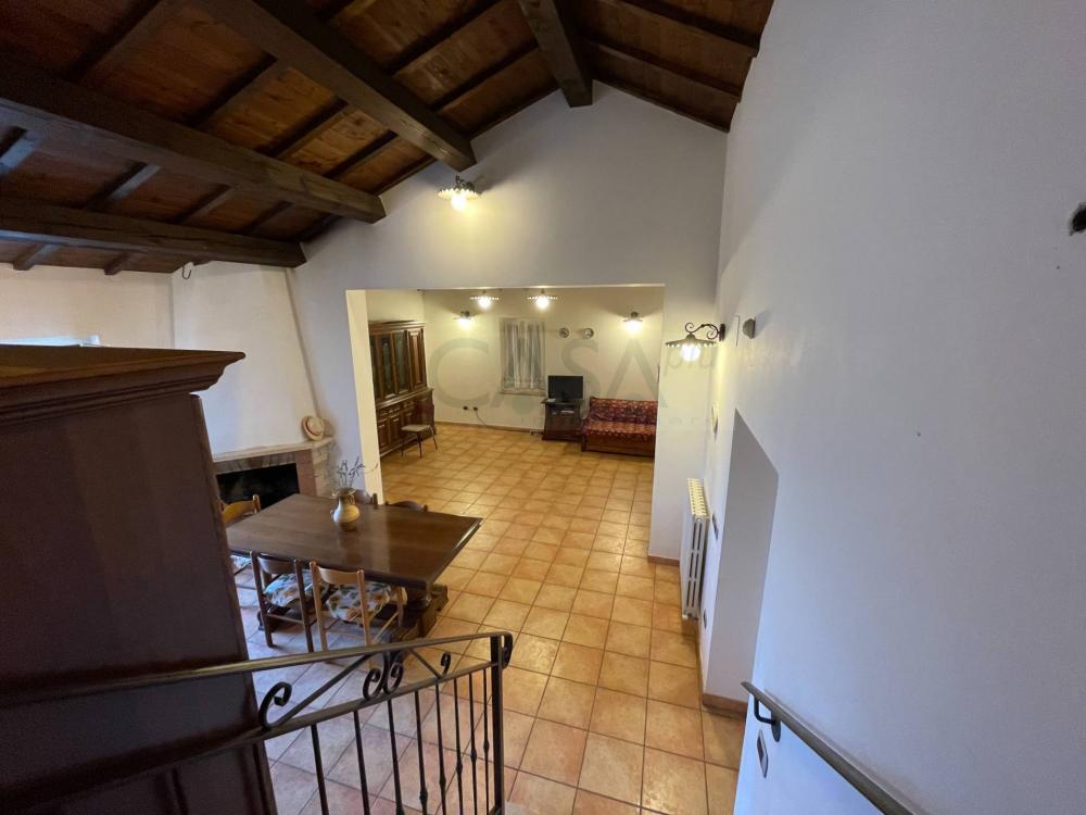 casa indipendente in vendita a Controguerra