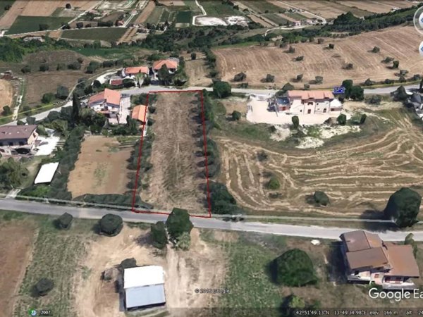 casa indipendente in vendita a Controguerra