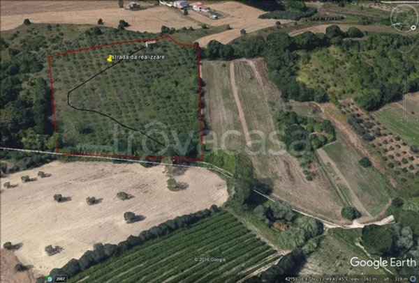 casa indipendente in vendita a Controguerra