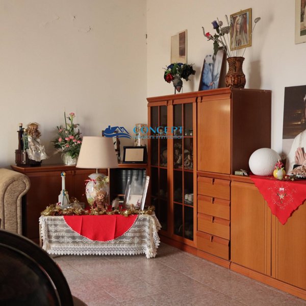 casa indipendente in vendita a Controguerra in zona Pignotto