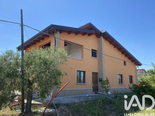 casa indipendente in vendita a Controguerra in zona San Giovanni