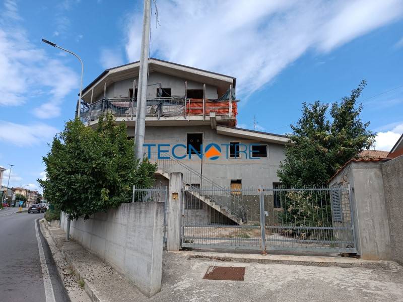 intera palazzina in vendita a Corropoli