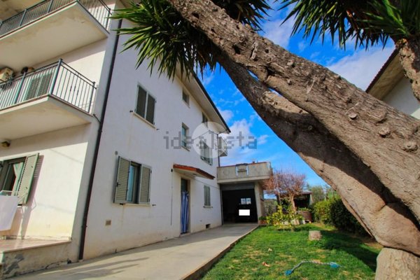 casa indipendente in vendita a Corropoli