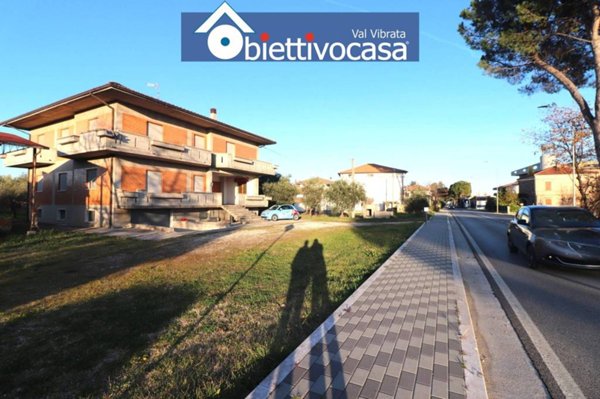 casa indipendente in vendita a Corropoli