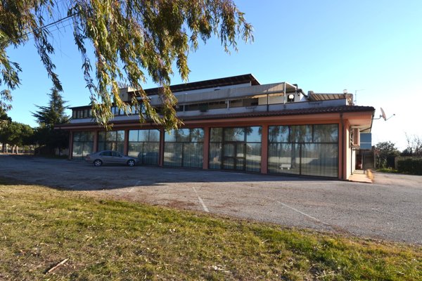 negozio in vendita a Corropoli