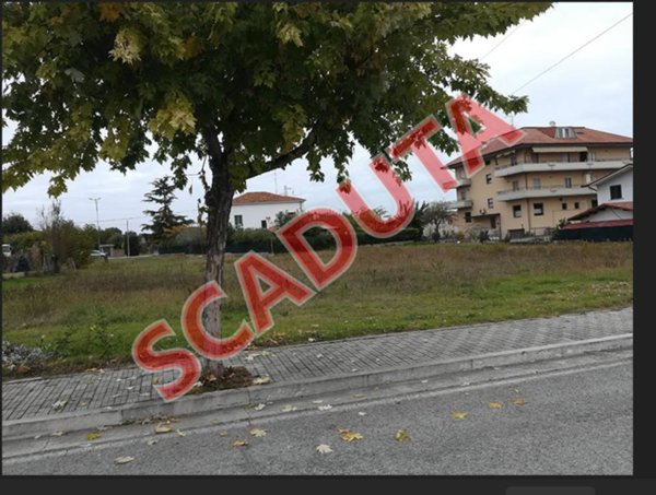 terreno edificabile in vendita a Corropoli