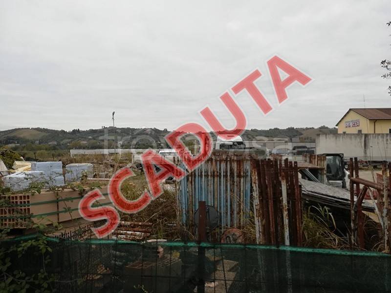 terreno edificabile in vendita a Corropoli