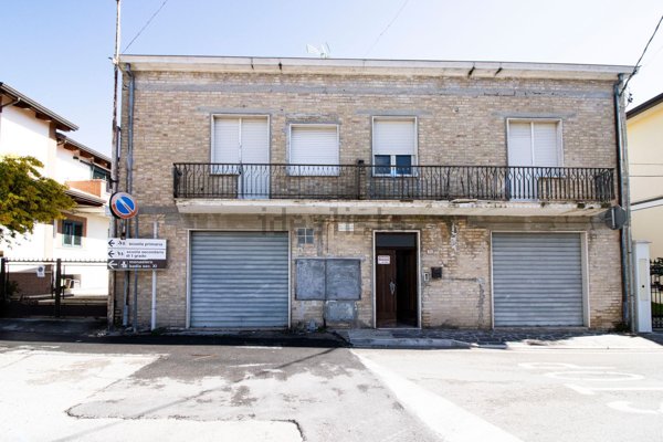 casa indipendente in vendita a Corropoli