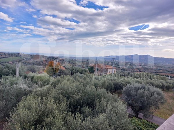 casa indipendente in vendita a Corropoli