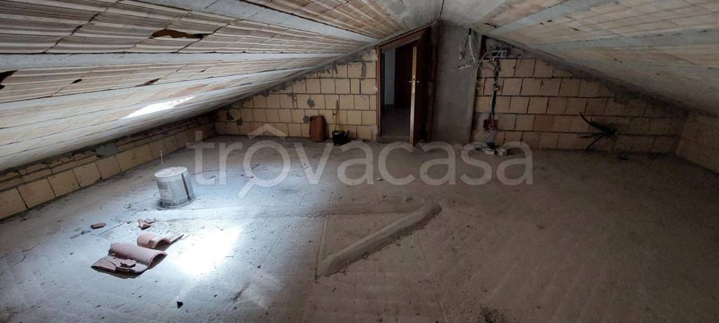 locale commerciale in vendita a Corropoli