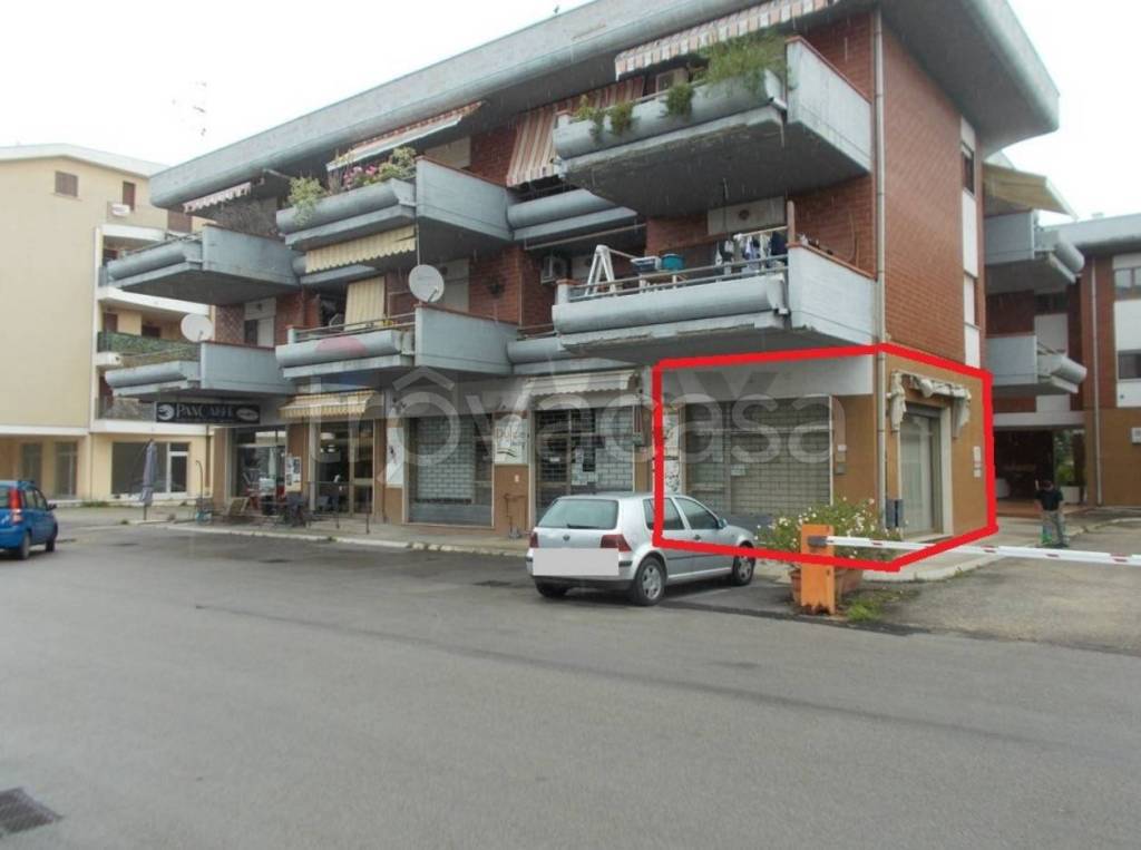 ufficio in vendita a Corropoli