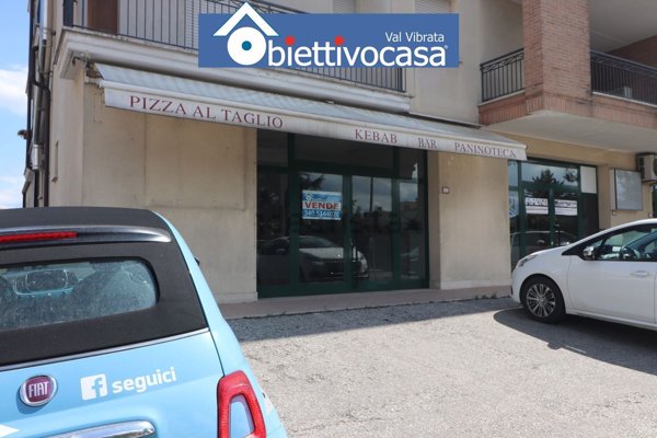locale commerciale in vendita a Corropoli