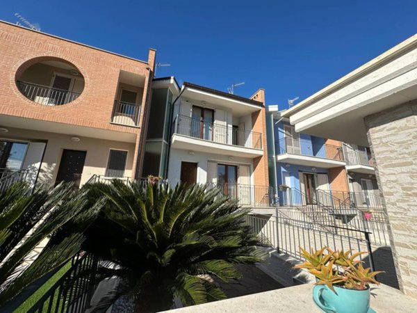 casa indipendente in vendita a Corropoli