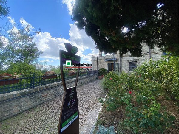 appartamento in vendita a Corropoli in zona Ravigliano