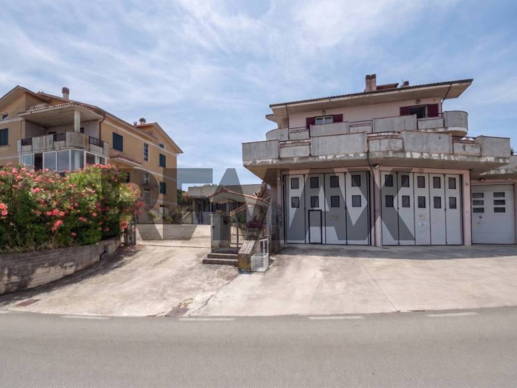 appartamento in vendita a Corropoli in zona Montagnola