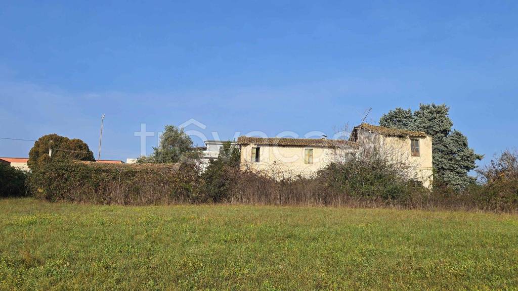 casa indipendente in vendita a Corropoli in zona Vibrata
