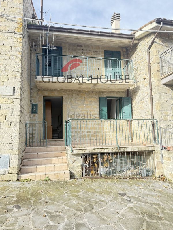 casa semindipendente in vendita a Crognaleto in zona San Giorgio