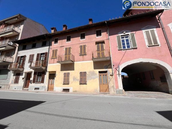 casa indipendente in vendita a Rocca de' Baldi