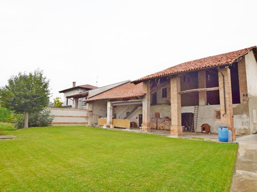 casa indipendente in vendita a Rocca de' Baldi