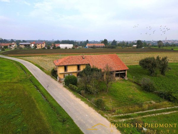 casa indipendente in vendita a Rocca de' Baldi