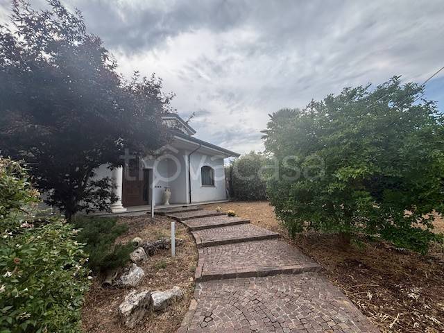 casa indipendente in vendita a Rocca de' Baldi