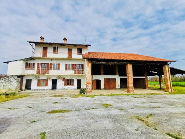 casa indipendente in vendita a Rocca de' Baldi