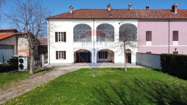 casa indipendente in vendita a Rocca de' Baldi