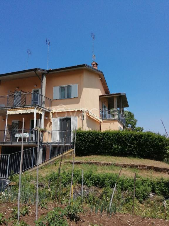 casa indipendente in vendita a Rocca de' Baldi