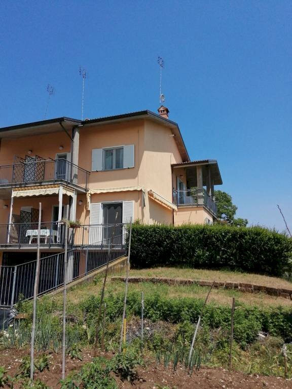 casa indipendente in vendita a Rocca de' Baldi