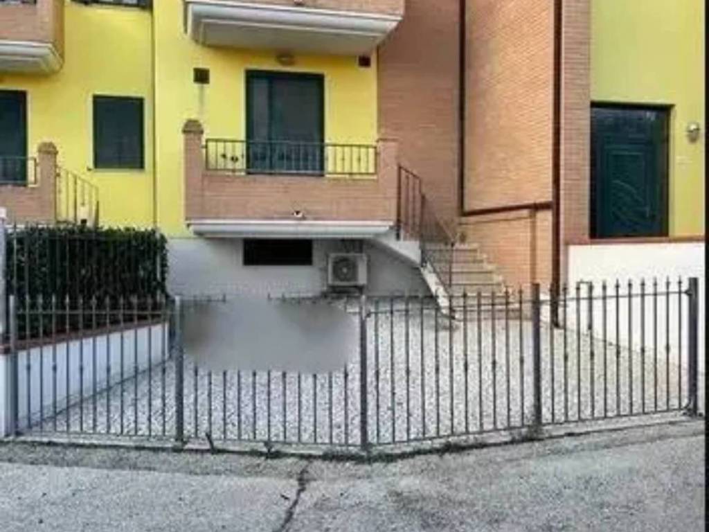 ufficio in vendita a Giulianova