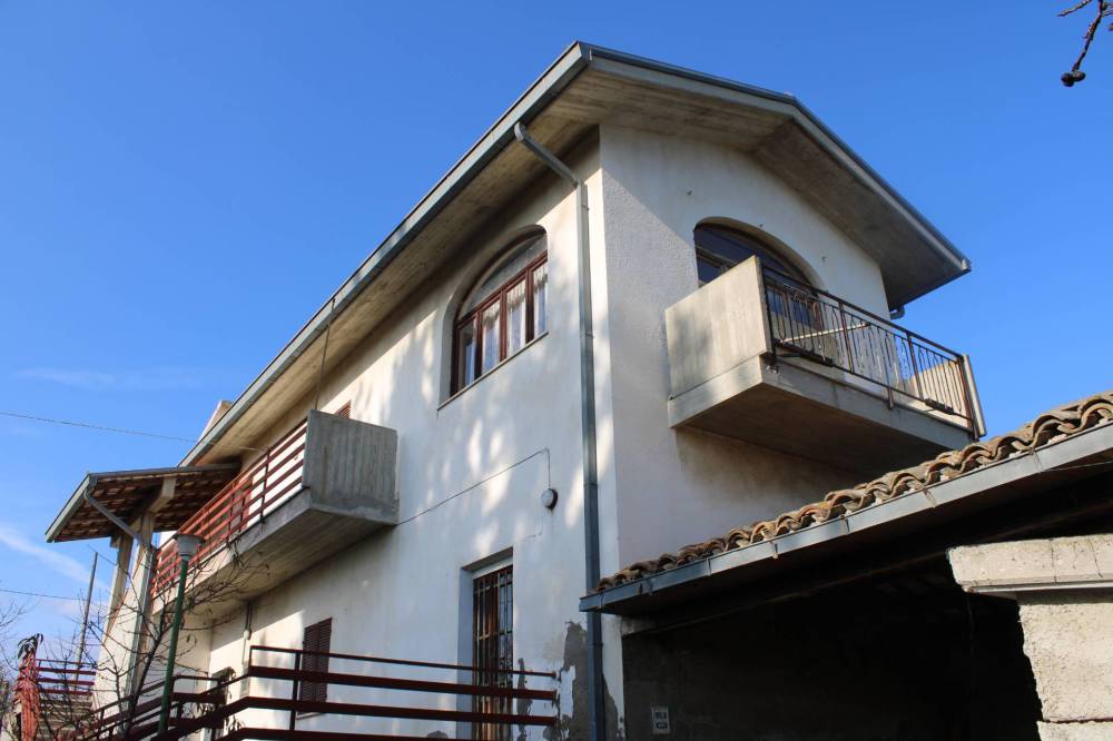 casa indipendente in vendita a Giulianova