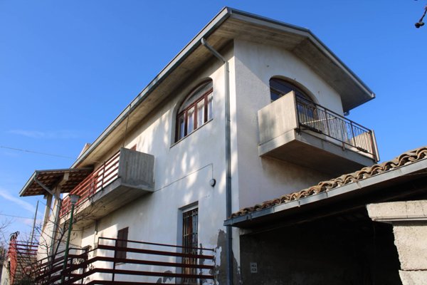 casa indipendente in vendita a Giulianova
