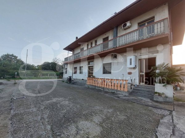 appartamento in vendita a Giulianova in zona Colleranesco
